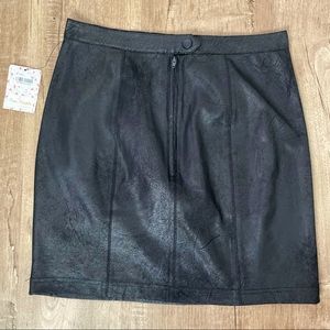 NWT FREE PEOPLE Rumi Ruched Side Suede Mini Skirt Size Small | Black